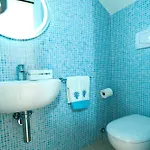 Villa Con Piscina In Parco Privato